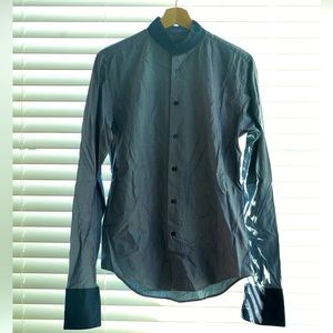 Zara Mens shirt buttons up in sizes L